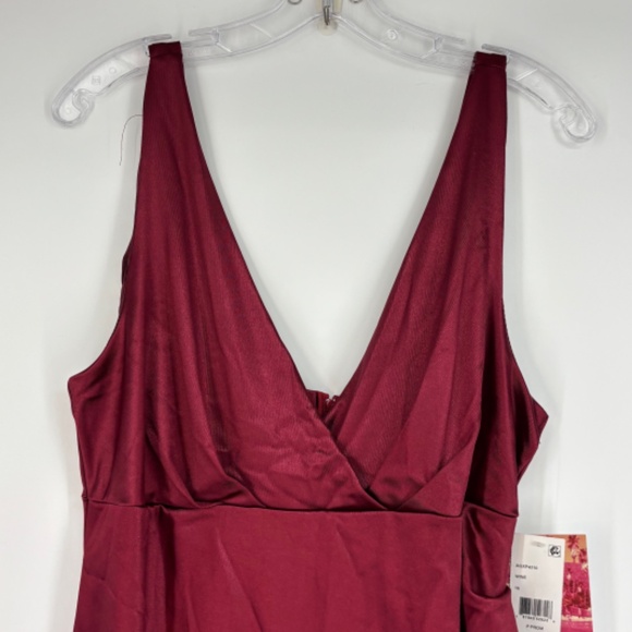 Emerald Sundae Juniors Size 16 Hi Low Long Evening Dress Wine Red Satin Slit - Picture 3 of 11